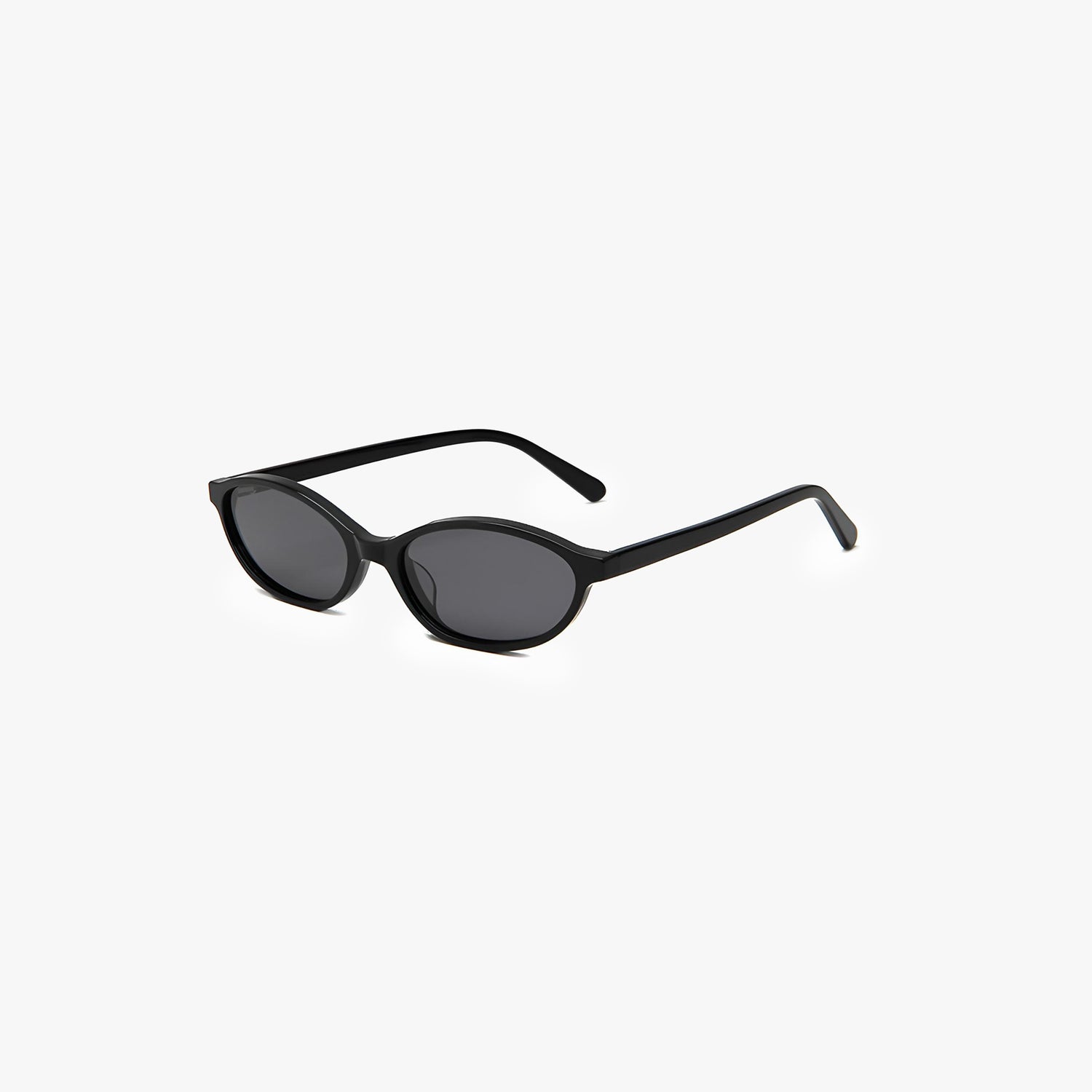 Nori in Solid Black