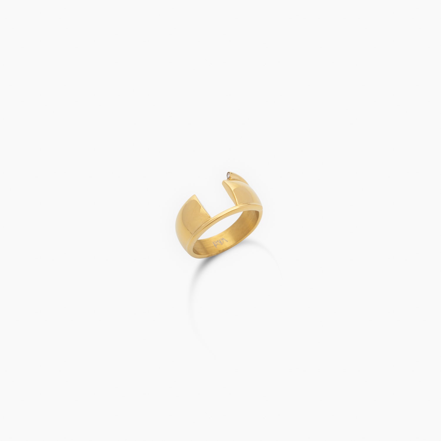 Pylon Ring in Gold