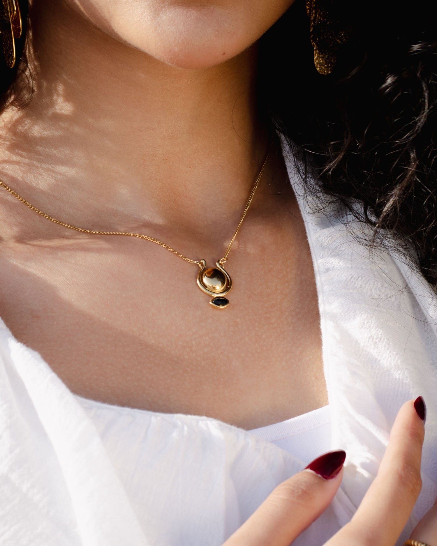 Shen Necklace in Gold