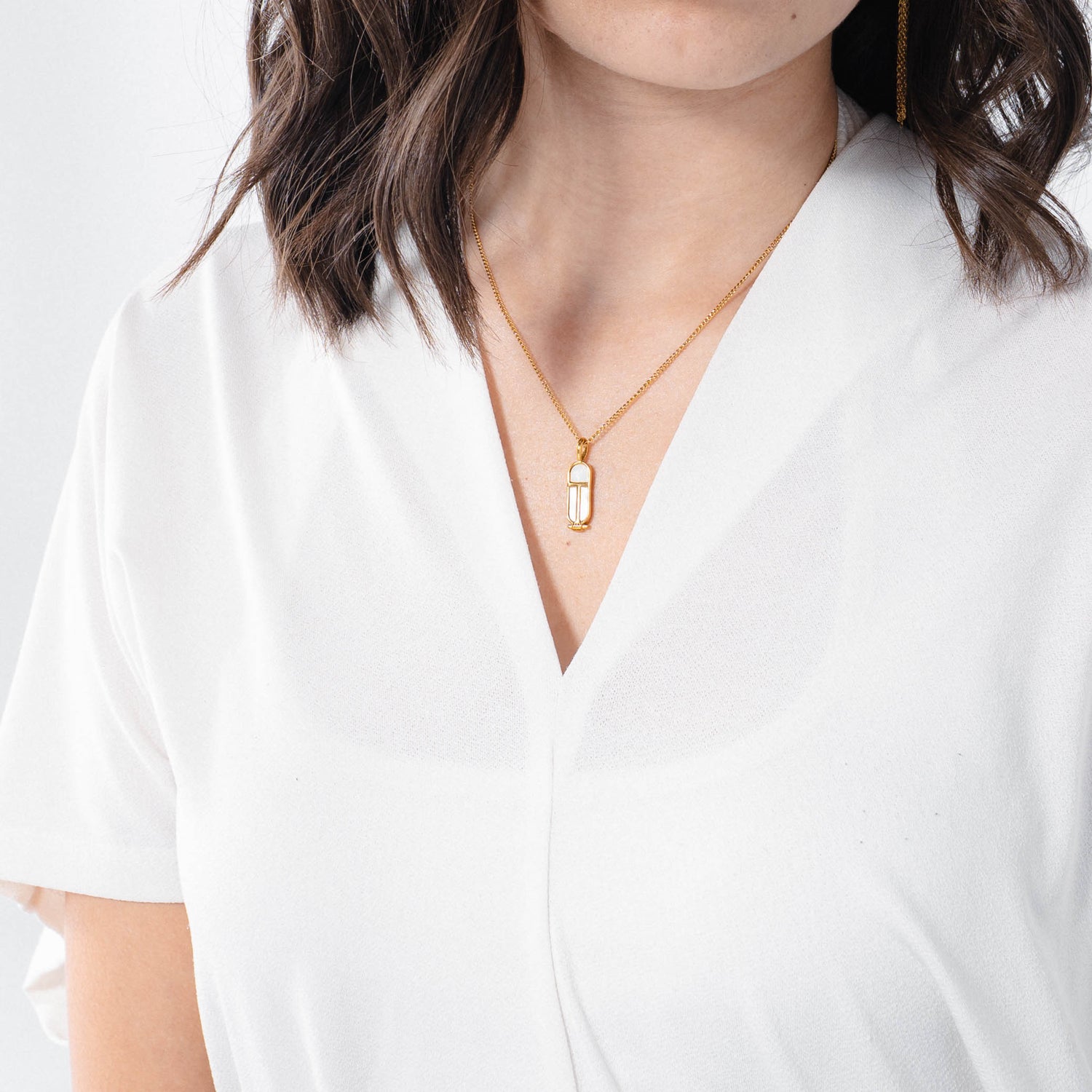Luna necklace in gold