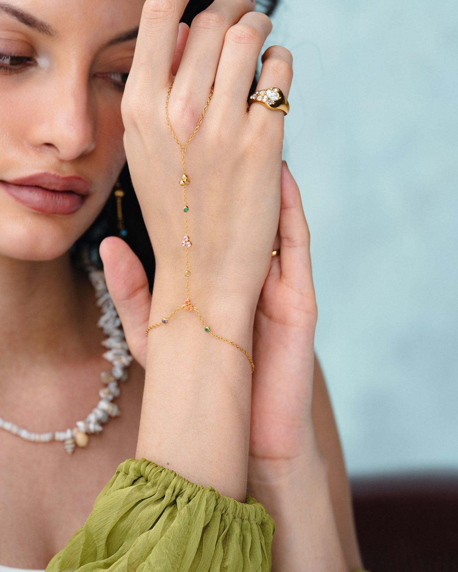 Clover hand chain bracelet