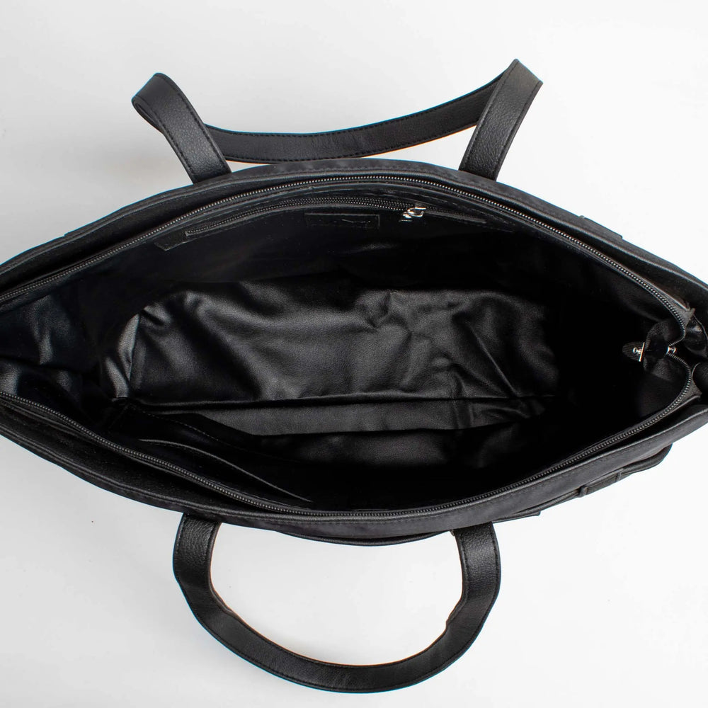 Abbie  tote in Black