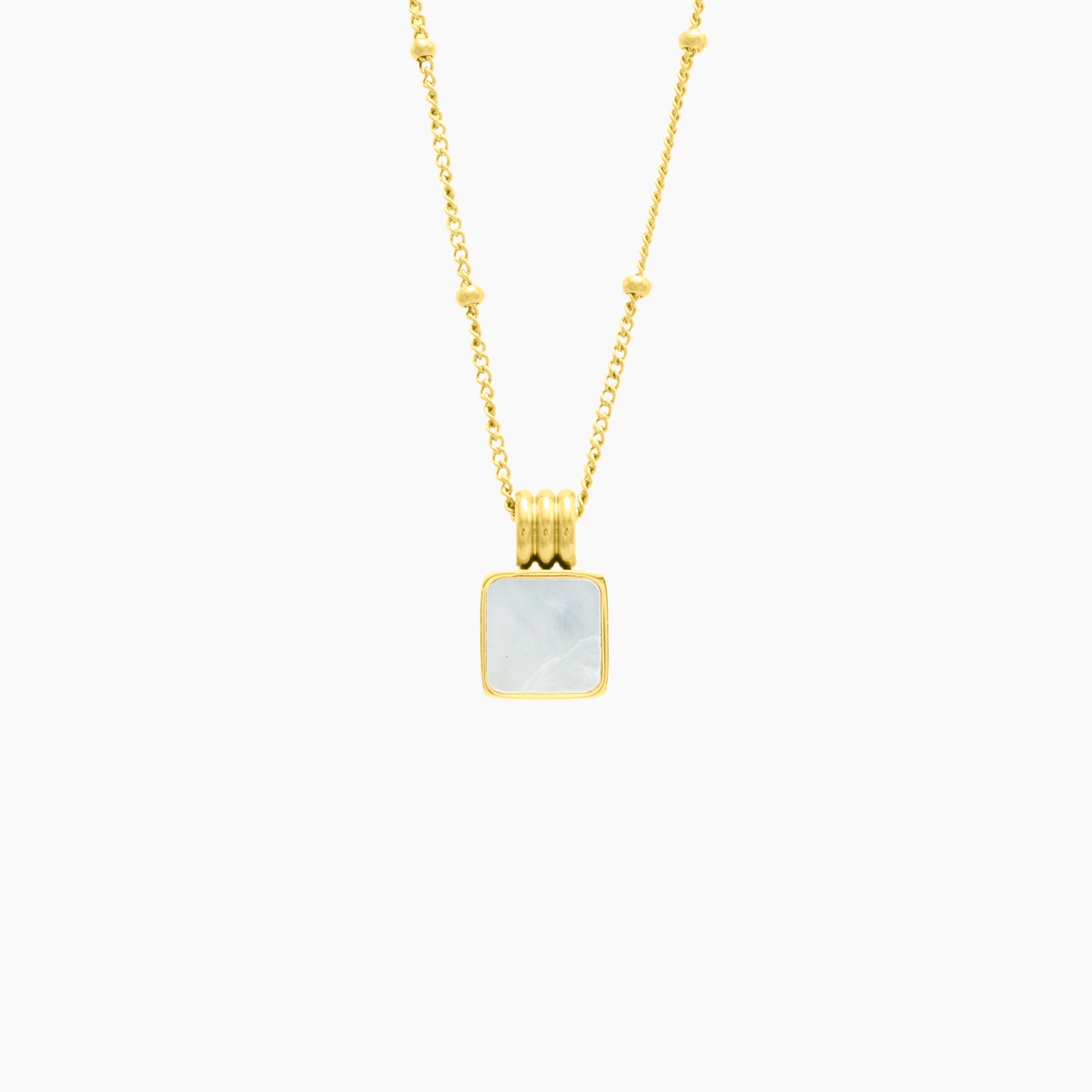 Phoebe necklace in gold