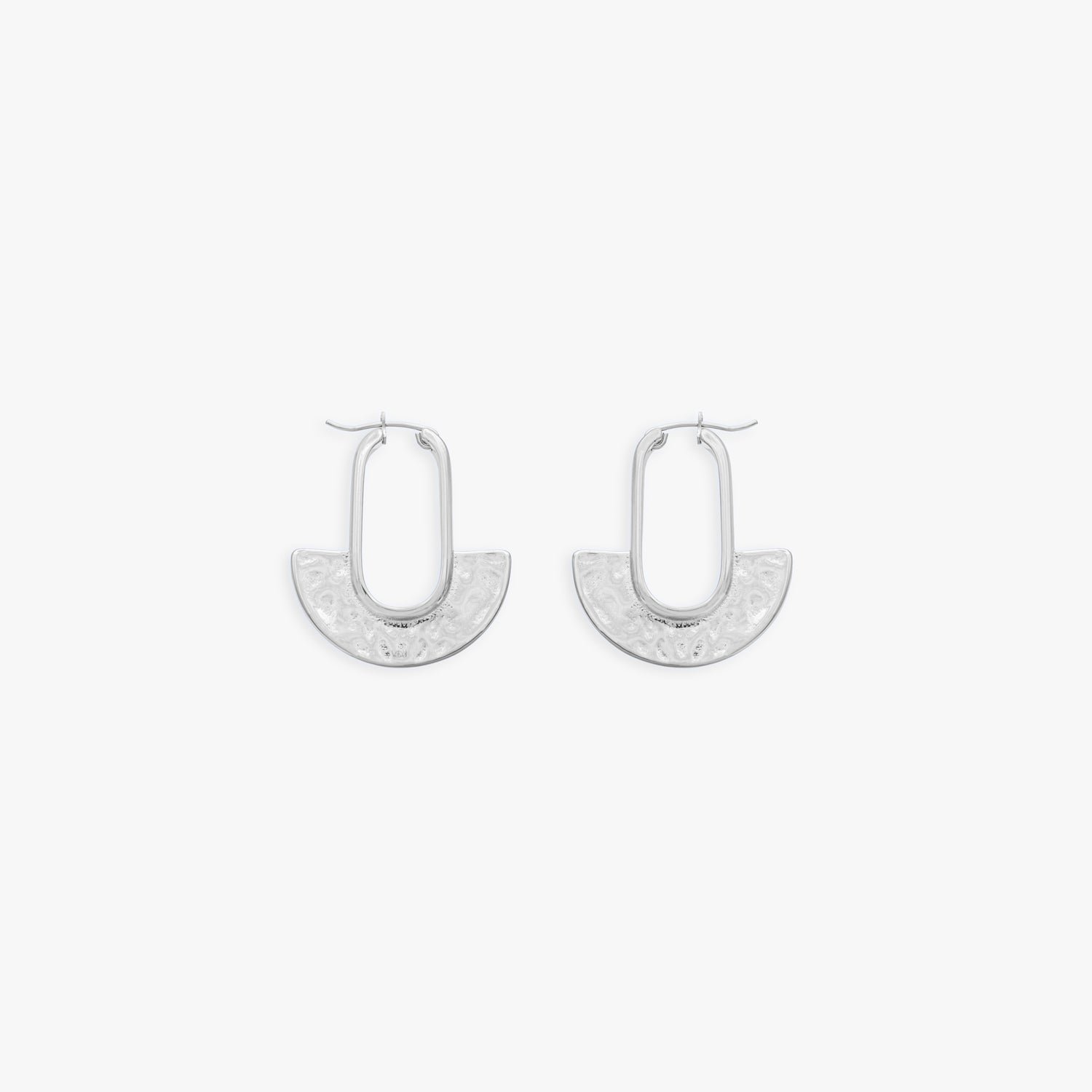 Dendera earrings in sliver