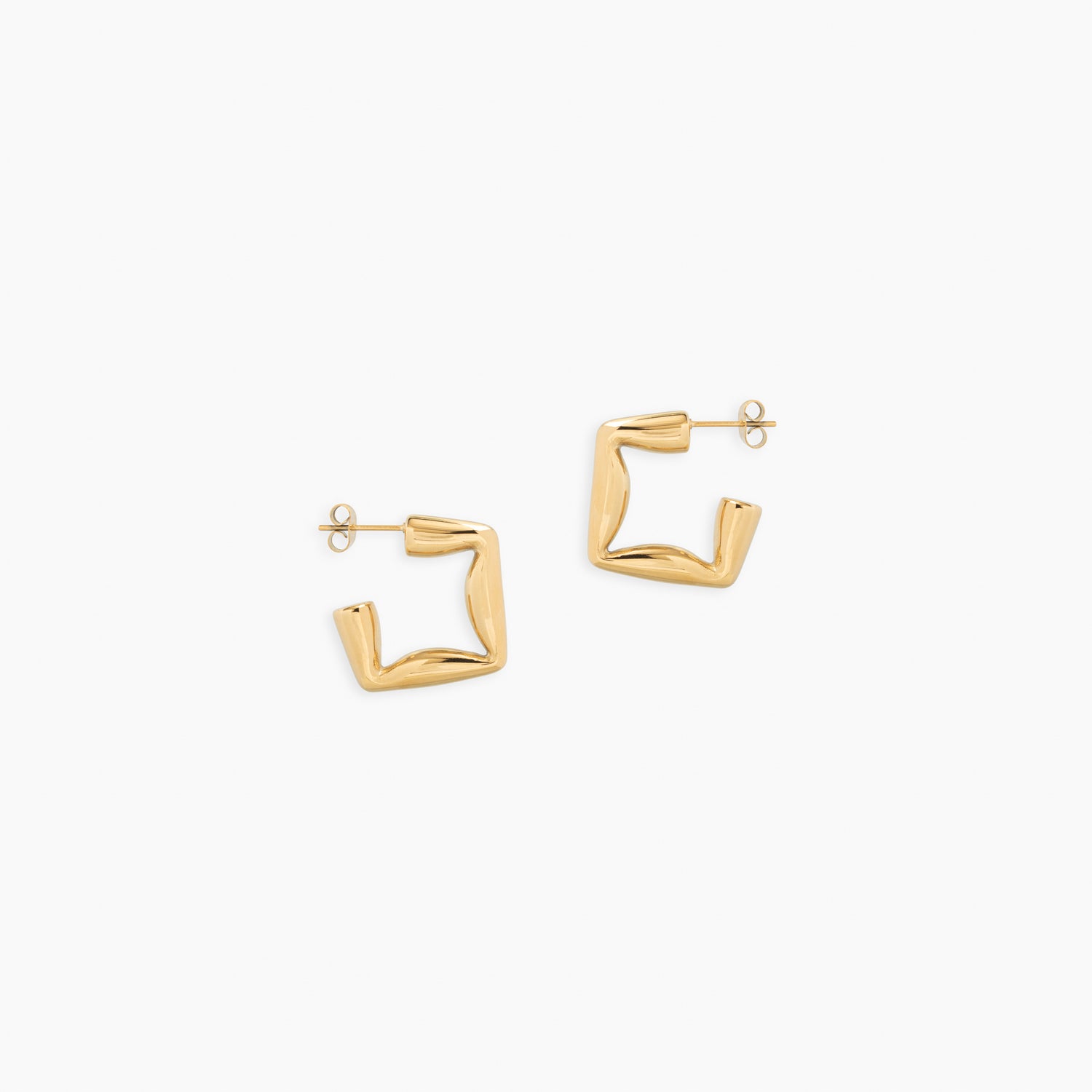 Linea Earrings in Gold