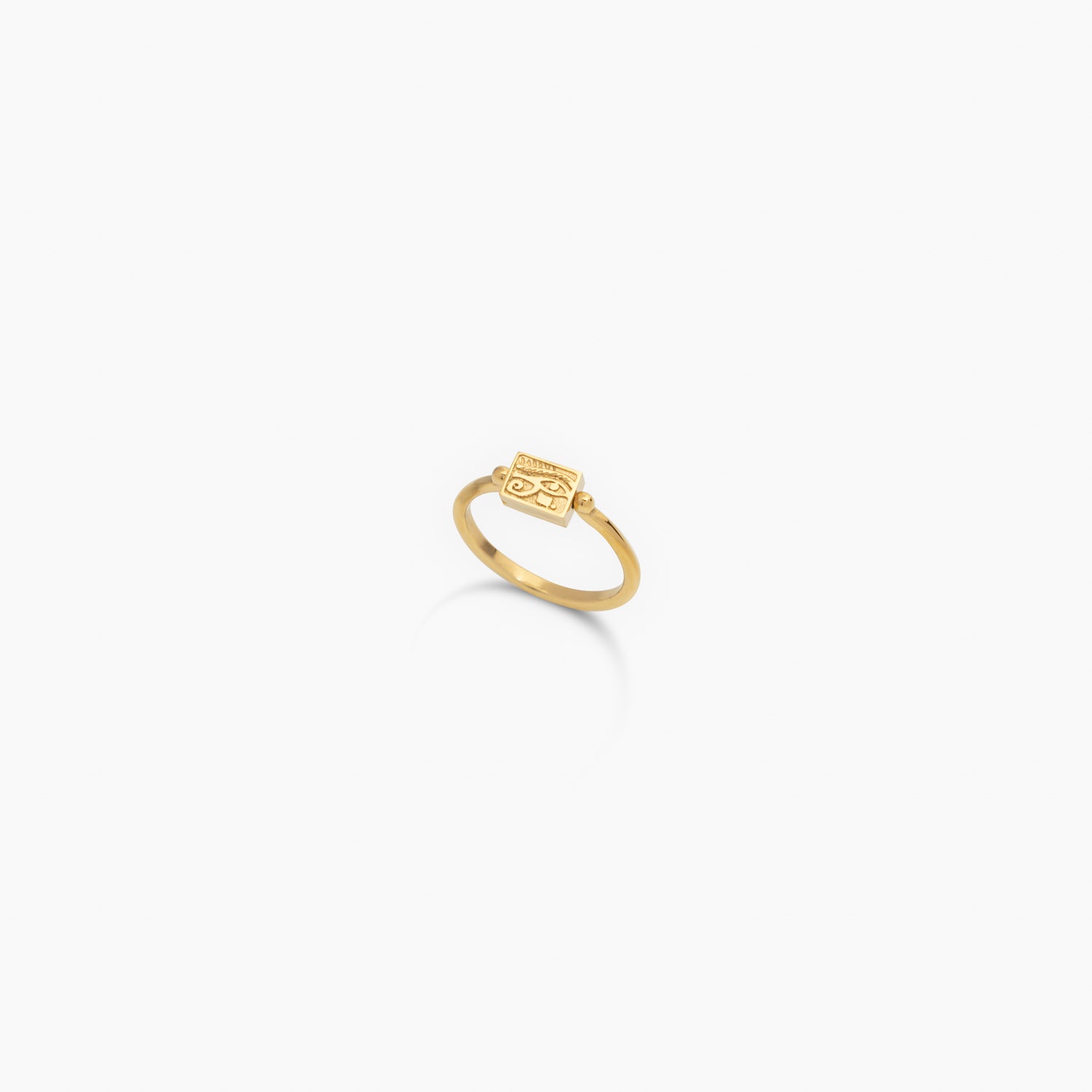 Lapis Ring in Gold