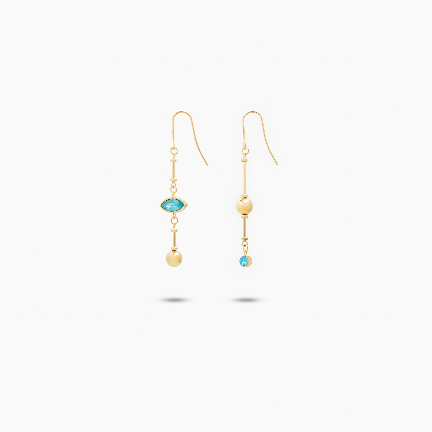 Sway Earrings in Gold