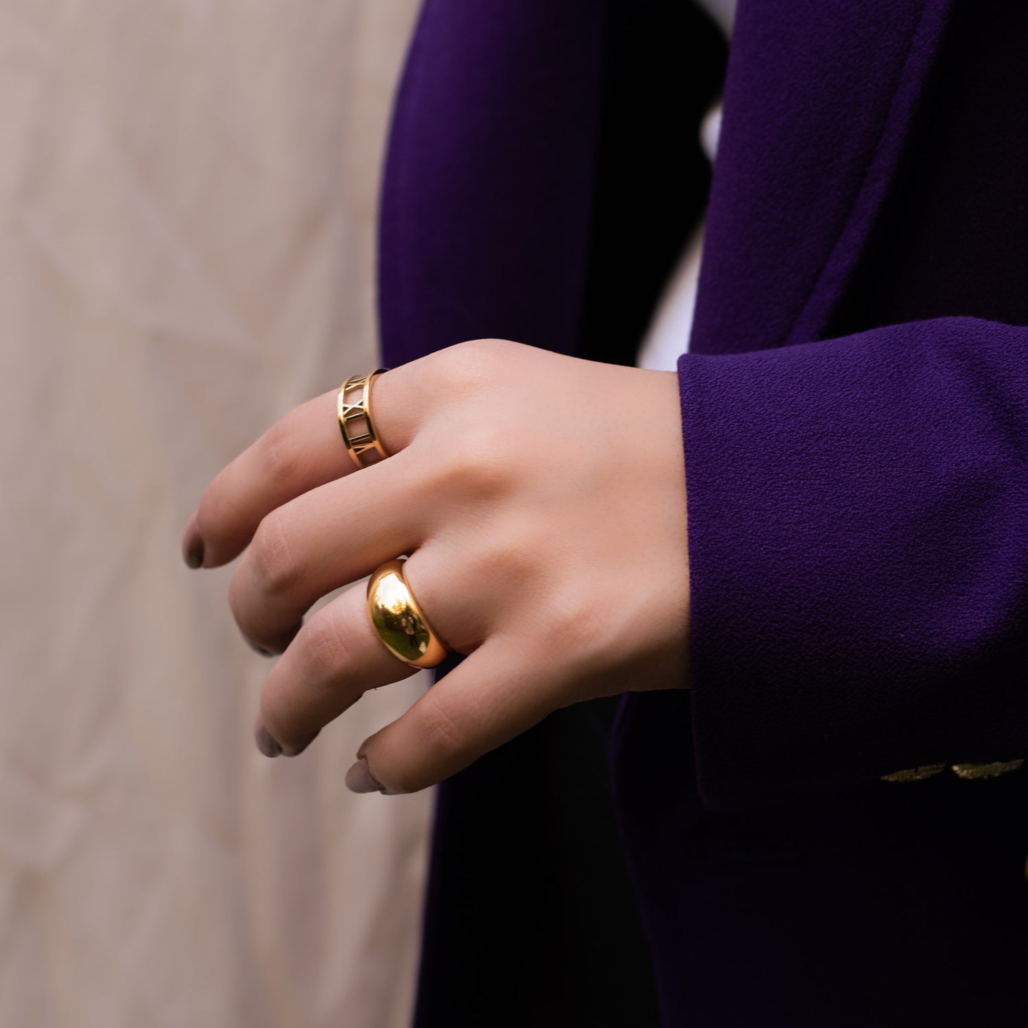 Roman Ring