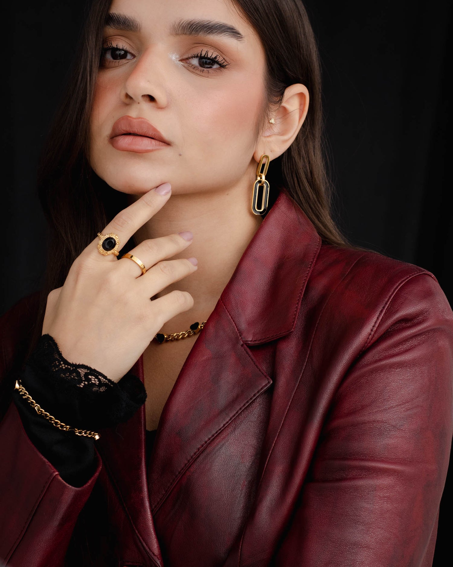 Nox Earrings in Gold