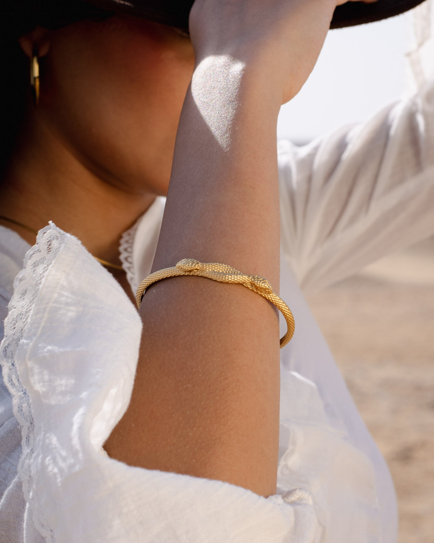 Seta Bangle in Gold