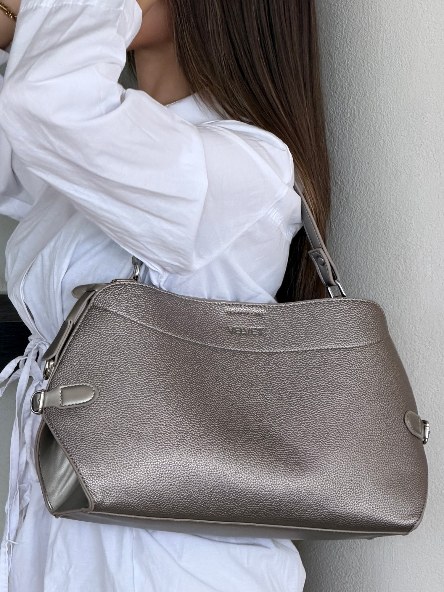 Cloe bag in smokey silver