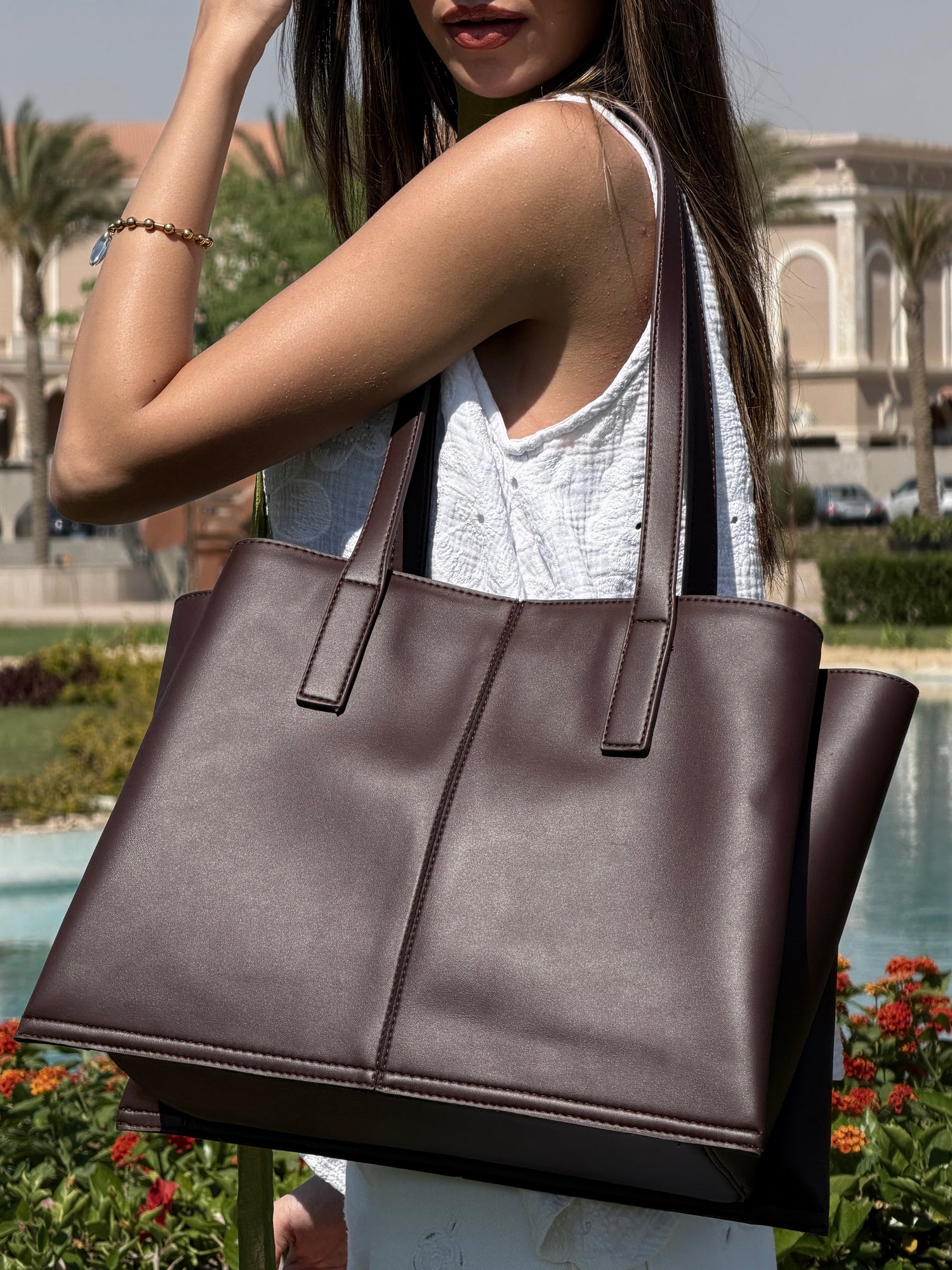 Merci Tote chocolate (medium)