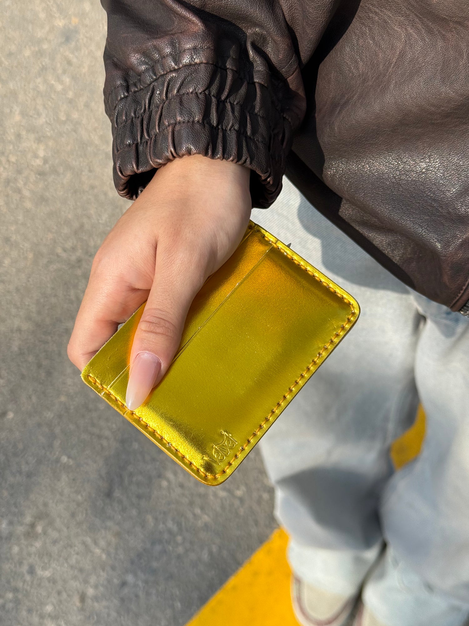 Velvet Cardholder in Metallic Gold