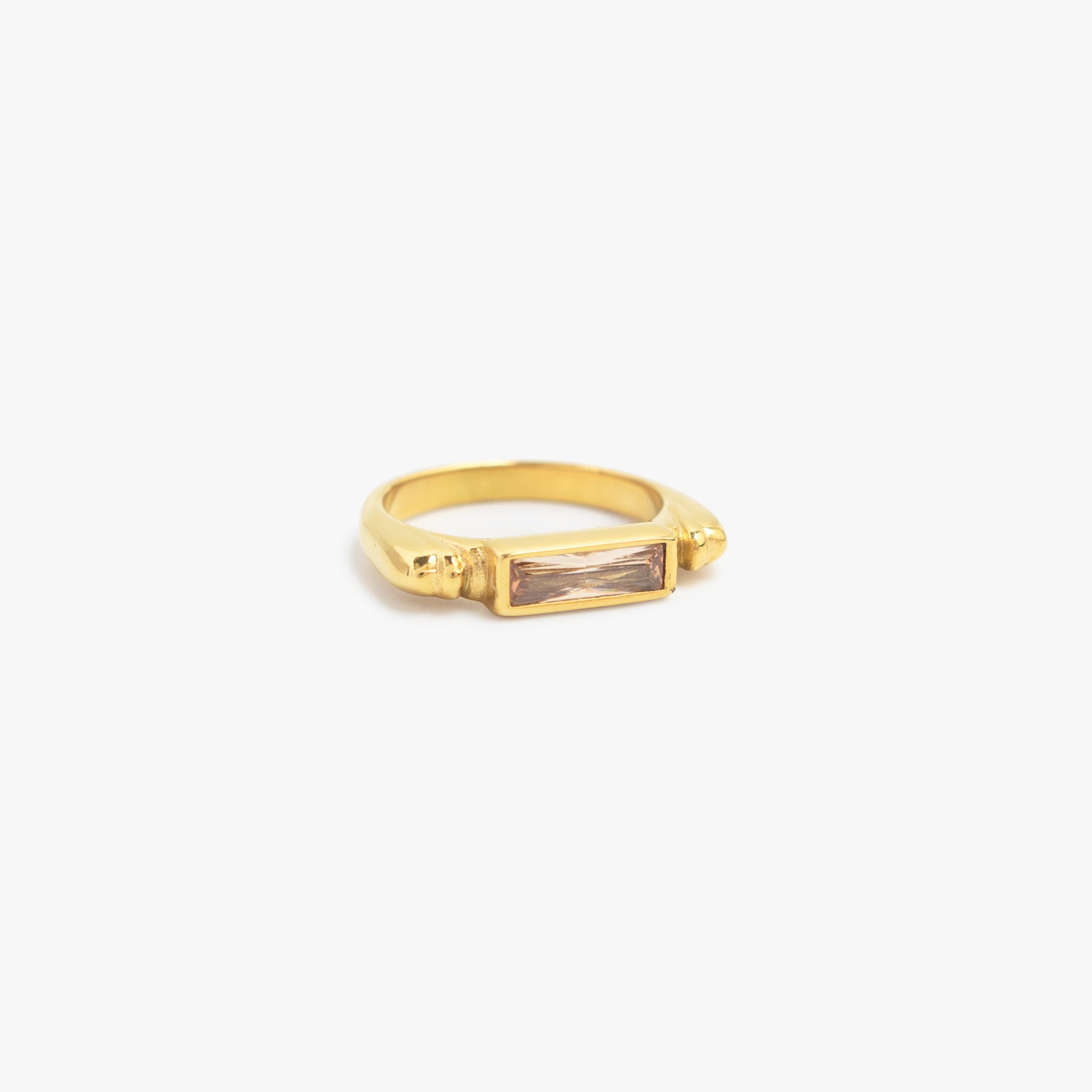 Evara Ring in Gold